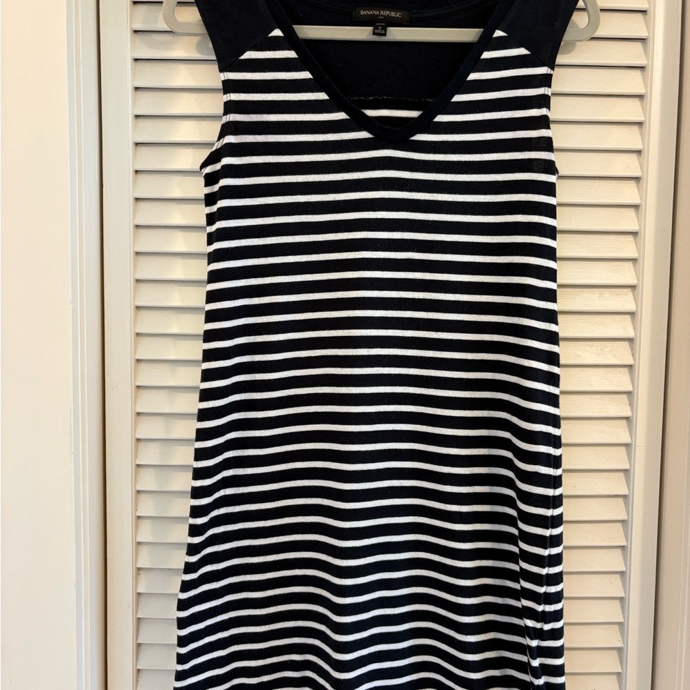 Banana Republic Navy and White Striped Dress Small